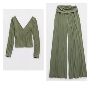 OFFLINE By Aerie Real Me SET SIZE M